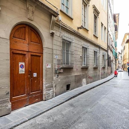 La Casa Di Ugo-A Due Passi Dal Duomo Apartment Firenze Bagian luar foto